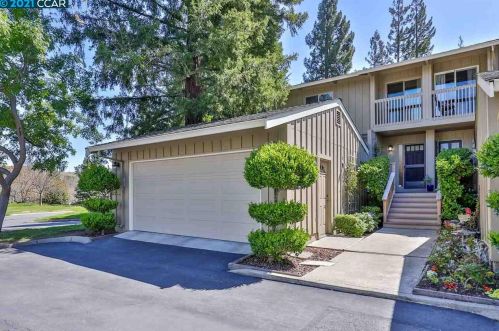 301 Sycamore Hill Ct, Danville, CA 94526-3661