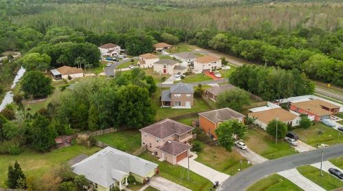 719 Caracara Ct, Kissimmee, FL 34759-4542