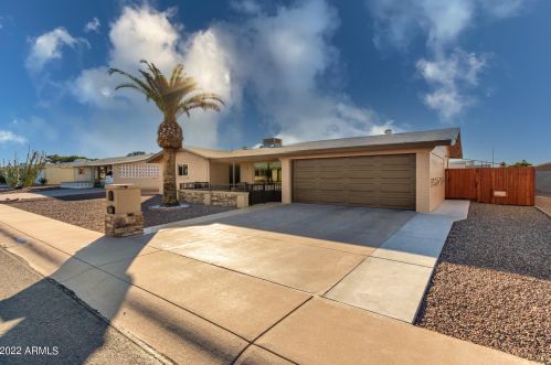6425 Dallas St, Mesa, AZ 85205-6808
