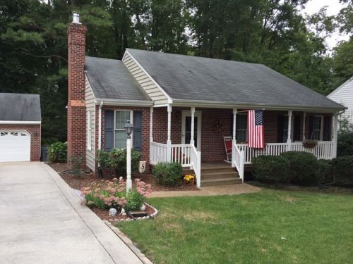 9050 Fayemont Dr, Mechanicsville, VA 23116-2834