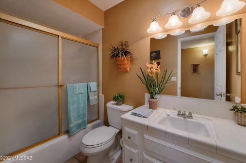 808 Abrego Dr, Green Valley AZ  85614-3641 exterior