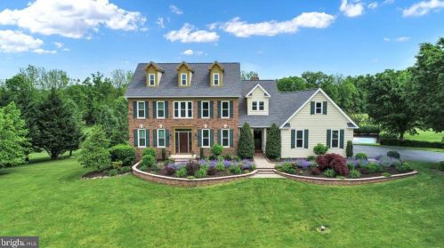 7 Kengrey Dr, Carlisle, PA 17015-7444