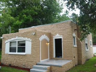 1724 Rowe Ave, Jacksonville FL  32208-3257 exterior