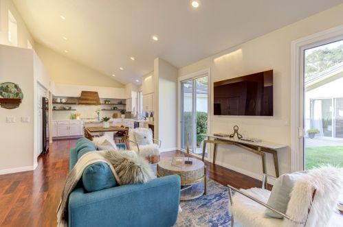 462 Mercedes Ln, Pismo Beach CA  93420-2658 exterior