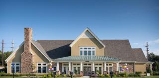 13825 College Blvd, Shawnee Mission KS  66215-4001 exterior