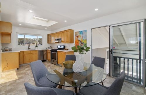 1570 Claremont Dr, San Bruno CA  94066-2708 exterior