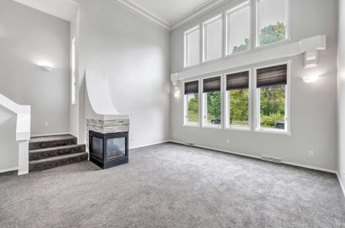 1191 Circle Dr, Green Bay, WI 54313-5874
