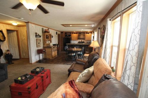 424 Leslie Trce, Washington Court House OH  43160-9422 exterior