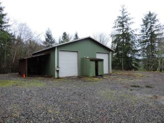 195 Summers Rd, Waunch Prairie, WA 98531-9409