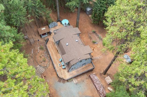 16199 Pioneer Creek Rd, Pioneer CA  95666-9415 exterior
