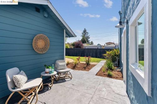 1360 Virginia St, Berkeley CA  94702-1459 exterior