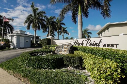 155 South Blvd, Boynton Beach, FL 33435-6880
