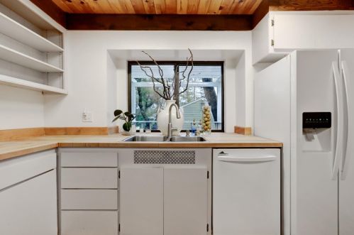 19007 Chickadee Ct, Lake Wildwood CA  95946-9644 exterior