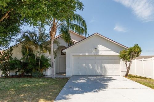 2153 Flintlock Blvd, Kissimmee, FL 34743-3642