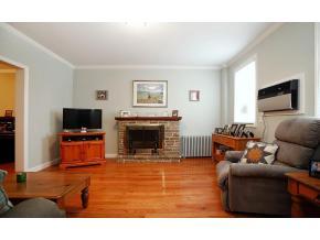641 92nd St, Brooklyn, NY 11228-3601