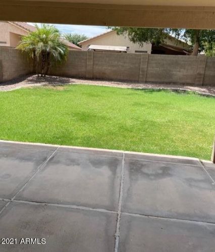 891 Windsor Dr, Gilbert, AZ 85296-4219