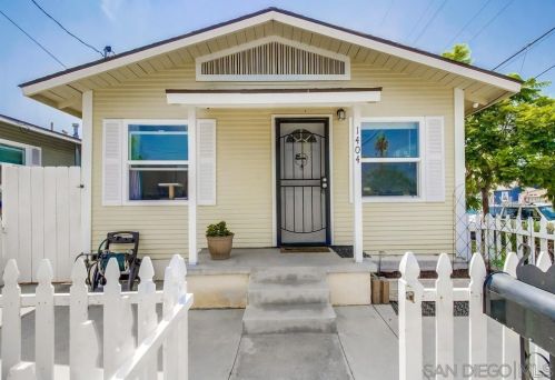 1404 Coolidge Ave, National City CA  91950-4422 exterior