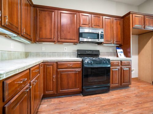 2431 Emerald Lake Ln, Elk Grove CA  95758-3608 exterior