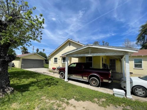 7084 Barton St, San Bernardino, CA 92404-6206