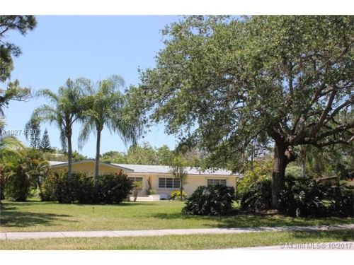 6150 104th St, Miami, FL 33156-1904