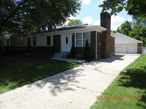 2505 Lamborne Blvd, Louisville, KY 40272-2421