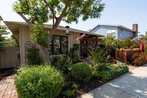 276 Ravenna Dr, Long Beach, CA 90803-3612