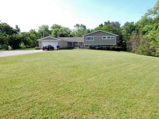 255 Edwards Rd, Johnstown, OH 43031-1054