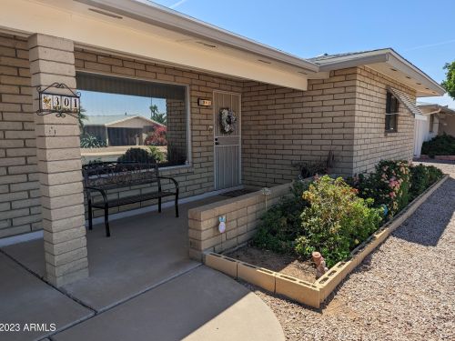 301 61st Pl, Mesa, AZ 85205-8302