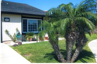 8451 Cape Newbury Dr, Huntington Beach, CA 92646-4411