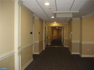 528 Carson Ter, Huntingdon Valley PA  19006-4721 exterior