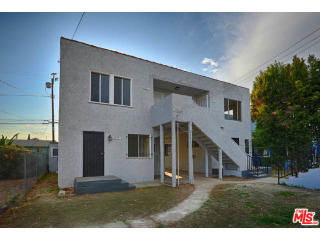 4055 Wall St, Los Angeles, CA 90011-2925