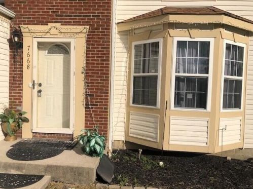 7668 Swindon St, Blacklick, OH 43004-9621