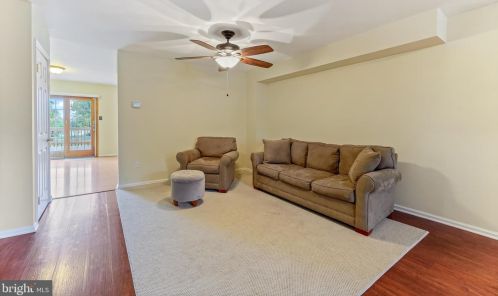 104 Vlg Grn Dr, Gilbertsville PA  19525-9500 exterior