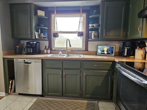 1506 Herrick St, New Castle PA  16101-8531 exterior