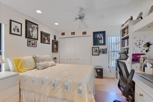8425 Springlake Dr, Boca Raton FL  33496-4904 exterior