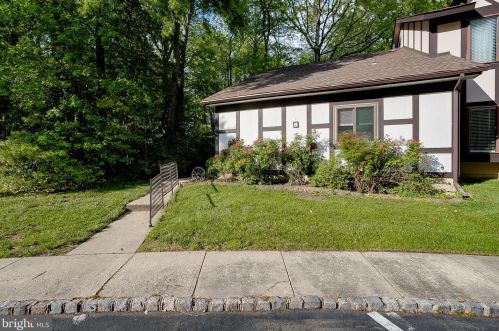 8 Sycamore Ct, Lumberton Township, NJ 08048-3417