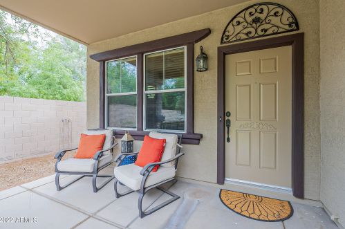 4316 Windsor Ct, Gilbert, AZ 85296-9677