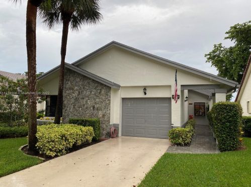 4912 Boxwood Cir, Boynton Beach, FL 33436-4742