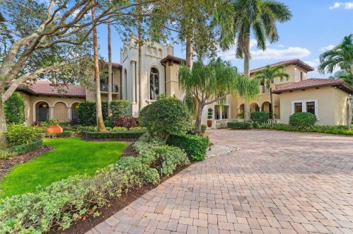 11724 Cardena Ct, West Palm Beach, FL 33418-1564