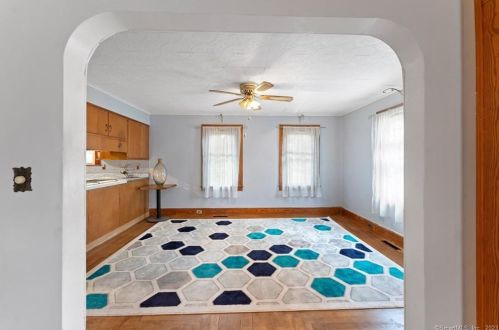 141 Rte 12, Norwich CT  06365-8335 exterior