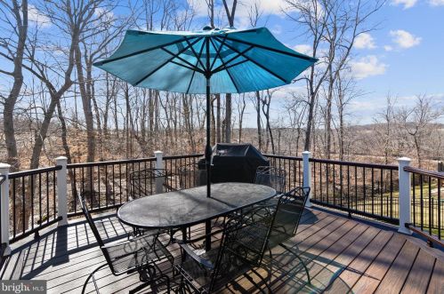 21099 Honeycreeper Pl, Leesburg VA exterior