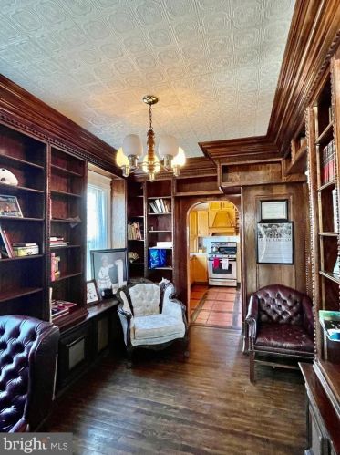 224 Mcclellan Ave, Trenton NJ 08610-6049 exterior