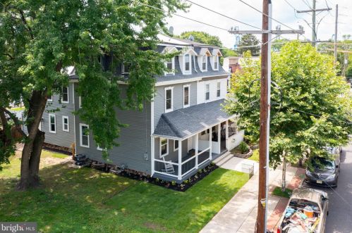 210 Market St, Gloucester NJ  08030-1907 exterior