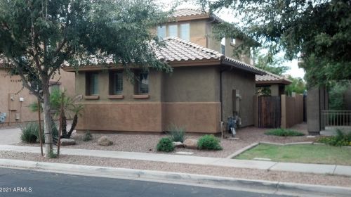 3826 Fairview St, Gilbert, AZ 85295-2771