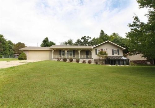 603 Gipson Rd, Harrison, AR 72601-8830
