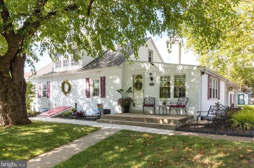 109 Whitney Pl, Lansdale, PA 19446-5275