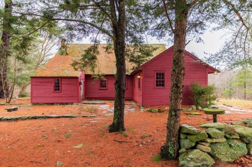 329 Chewink Rd, North Windham CT  06235-2713 exterior