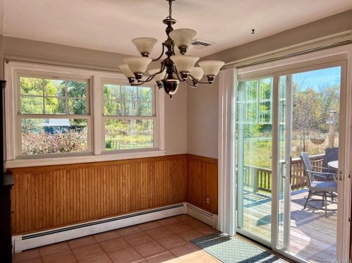 164 Rhinecliff Rd, Rhinebeck NY  12572-2050 exterior