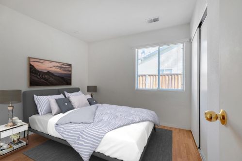 631 Talbot Dr, Hollister CA  95023-5637 exterior