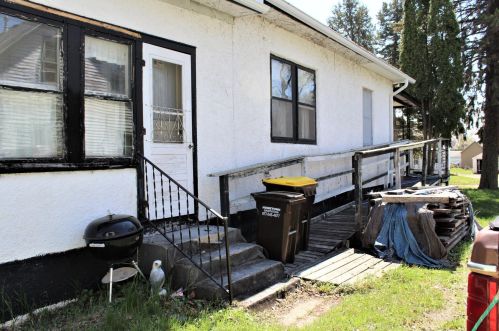 419 Budd St, Fairmont MN  56031-2959 exterior